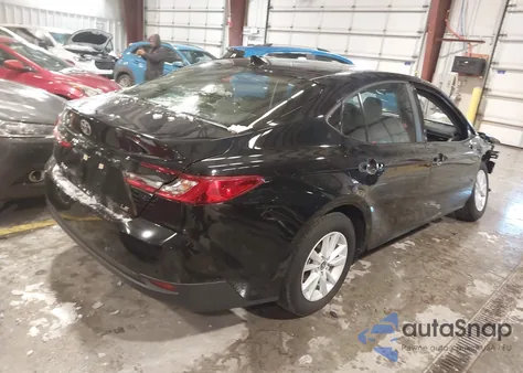 2025 Toyota Camry Le from USA, damaged, VIN 4T1DAACK9SU611993